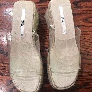 Zara Vinyl Jute Wedges Size 39